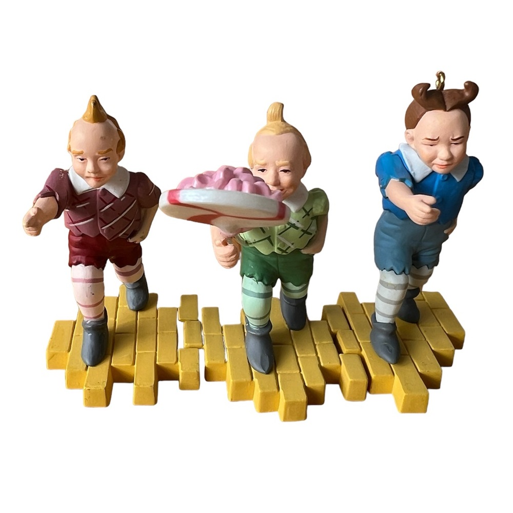 🎄Hallmark Keepsake Ornament Wizard of Oz Collection 1998. The Lollipop Guild.